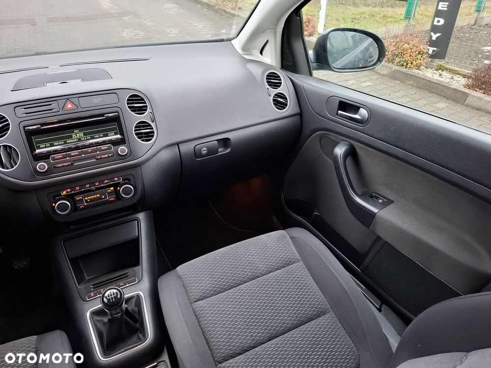 Volkswagen Golf Plus - 14