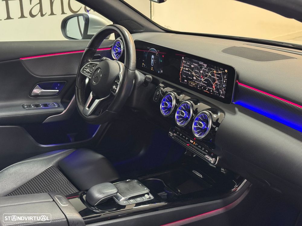 Mercedes-Benz A 180 Limousine d Style Plus Aut. - 41