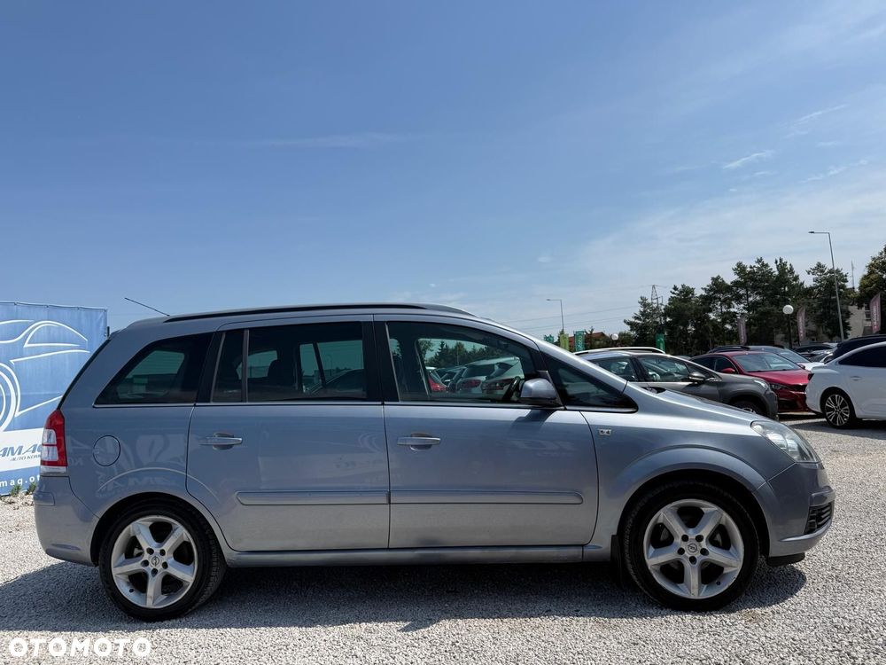Opel Zafira 1.6 - 5
