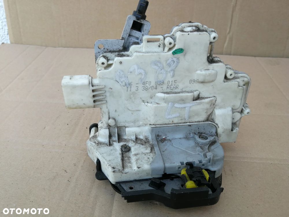 Audi A3 8P zamek drzwi lewy tył 4F0839015 8pin - 6