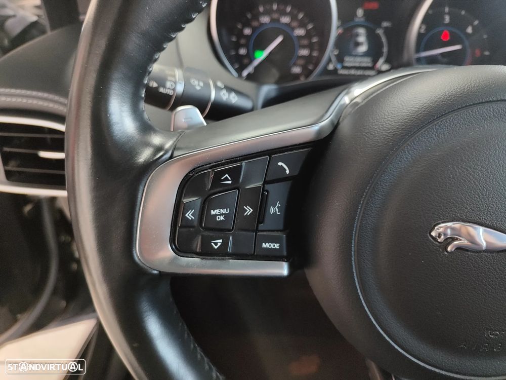 Jaguar XE 20d Aut. R-Sport - 26