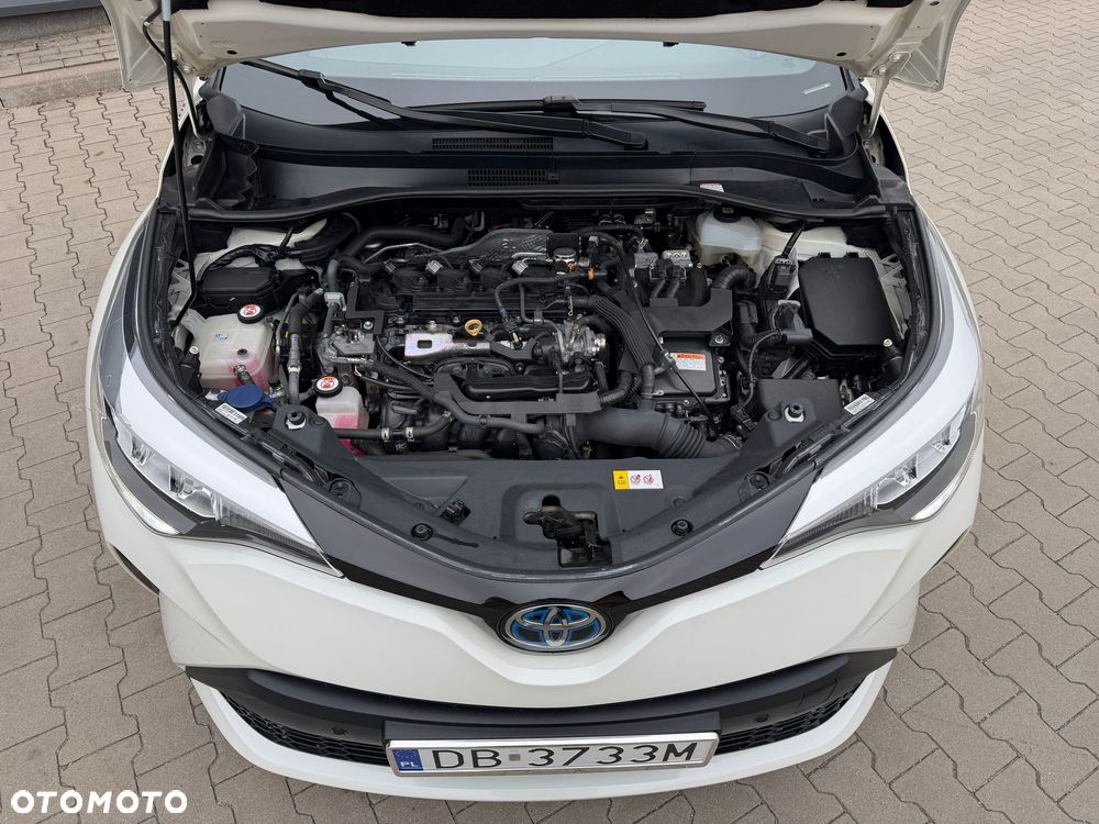 Toyota C-HR 2.0 Hybrid Executive - 38