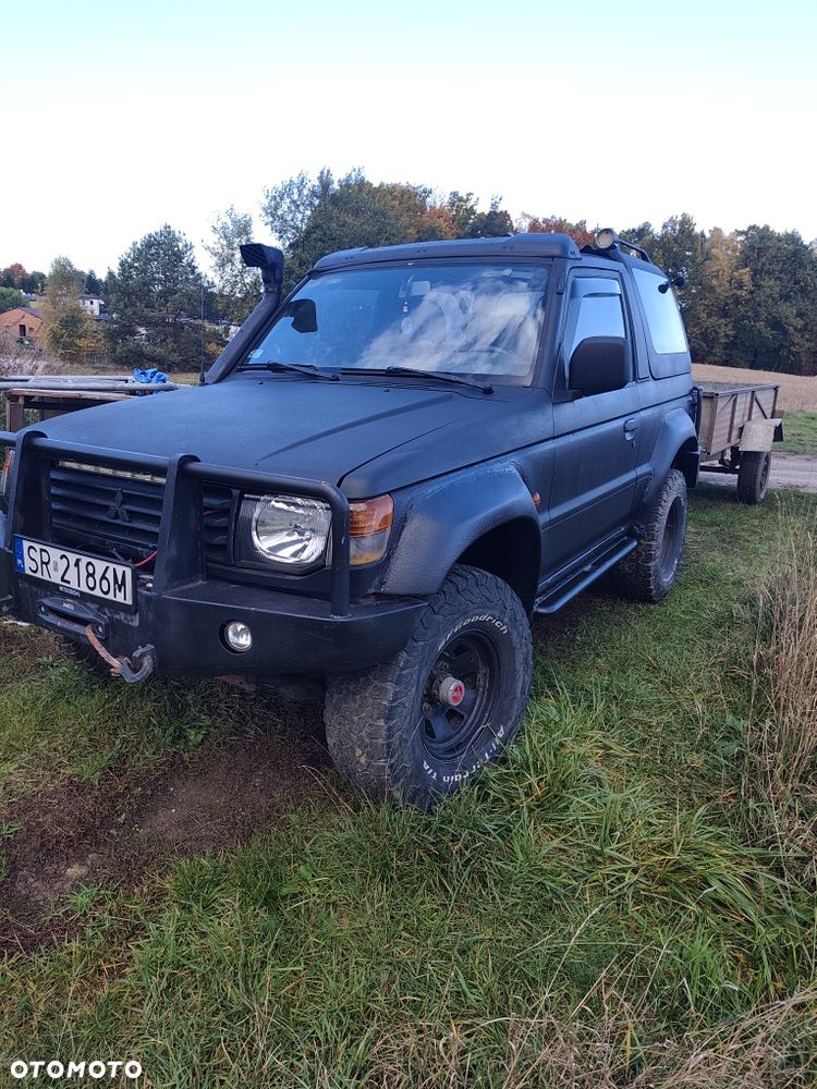 Mitsubishi Pajero - 3