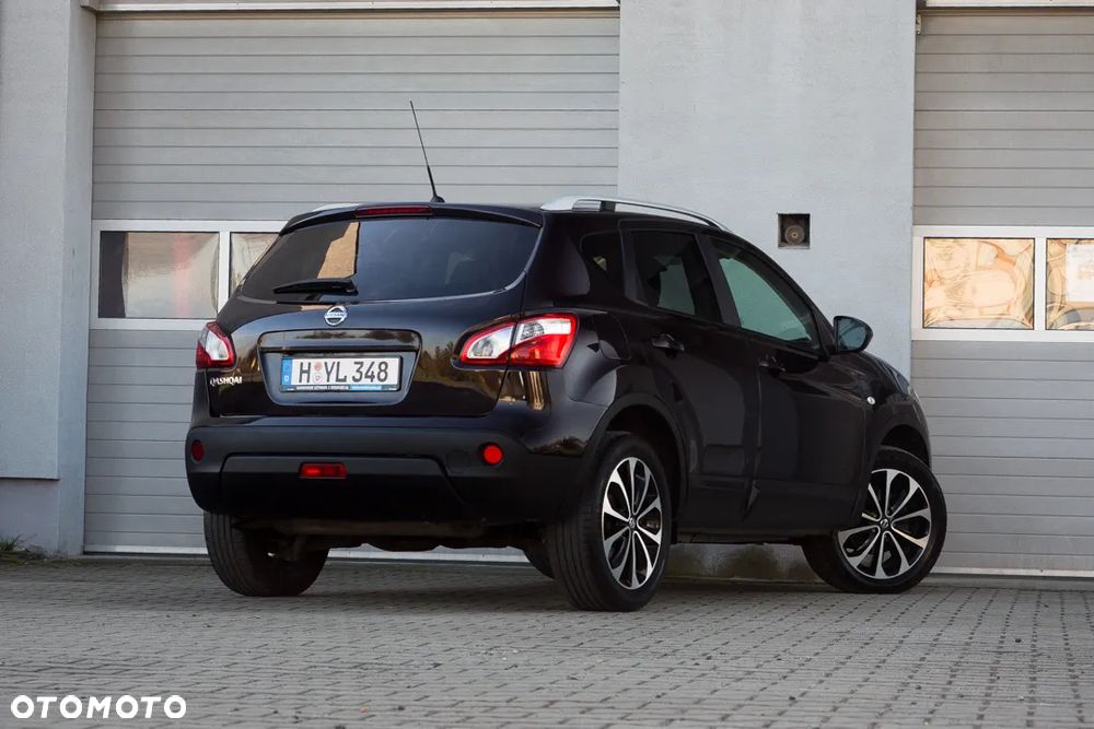 Nissan Qashqai 2.0 4x4 Tekna - 8