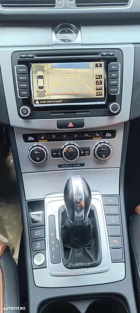 Volkswagen Passat CC 2.0 TDI BlueMotion Technology DSG Exclusive - 23