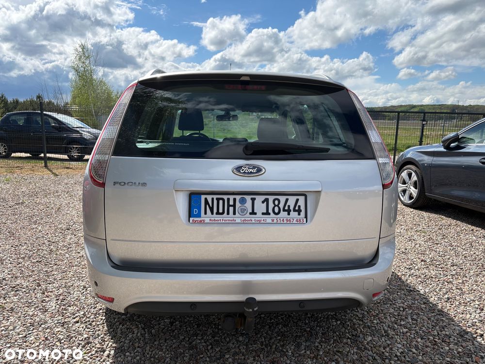 Ford Focus 1.6 16V Style+ - 21