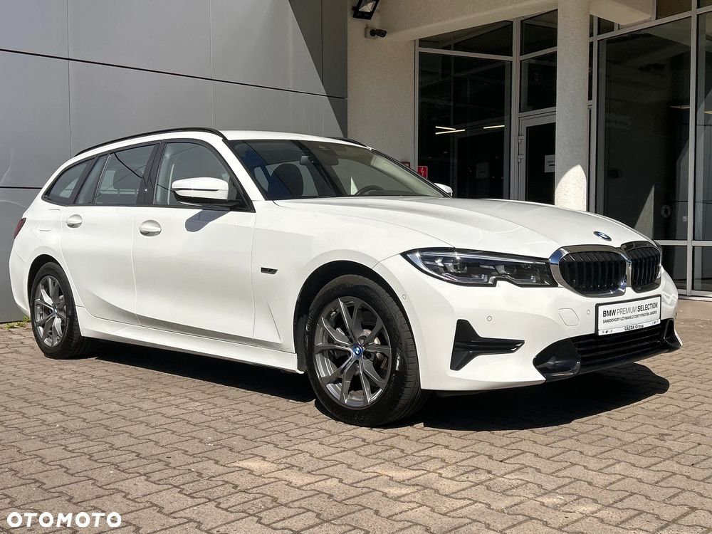 BMW Seria 3 320e xDrive Sport Line - 6