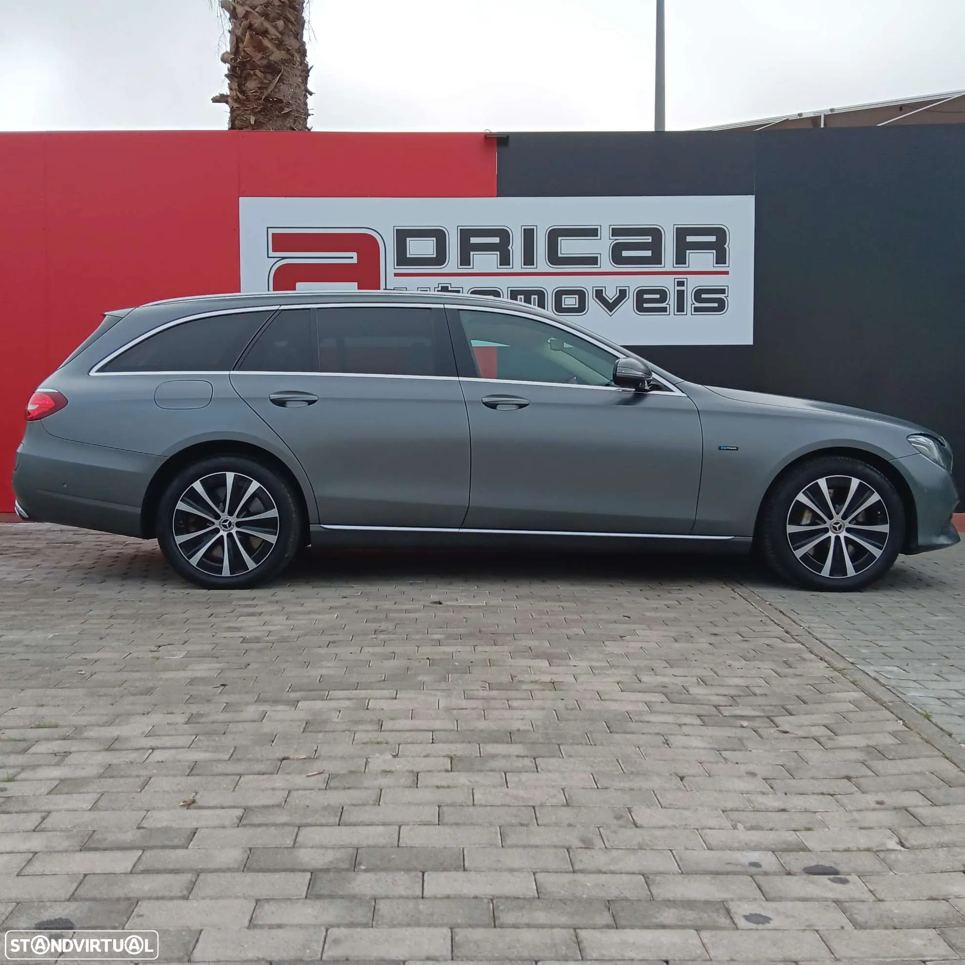 Mercedes-Benz E 300 de Avantgarde - 3