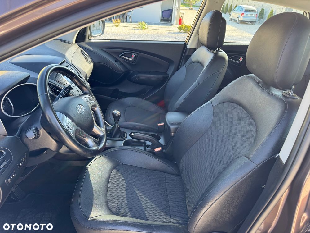 Hyundai ix35 1.6 2WD Fifa World Cup Edition - 20