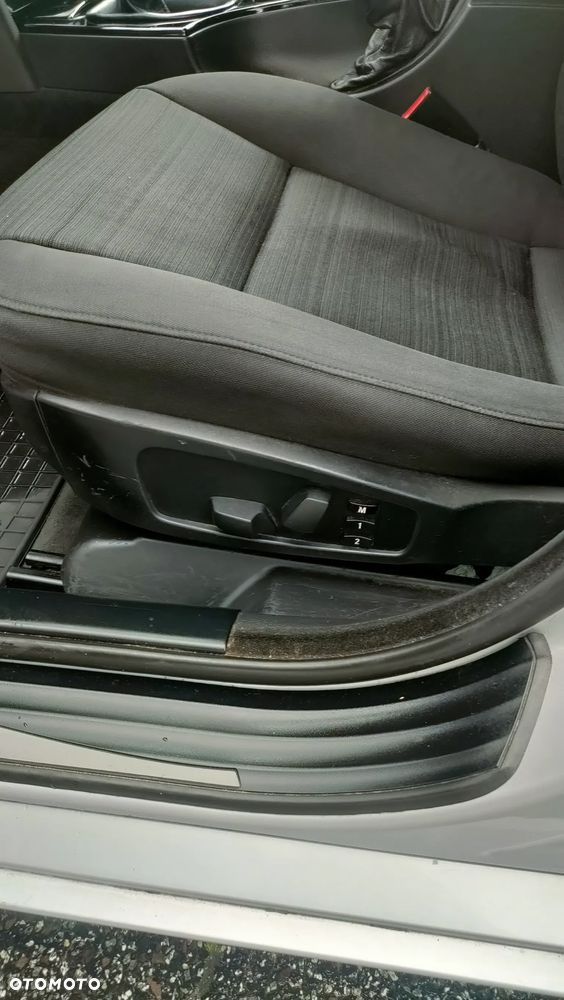 BMW Seria 5 520d Special Edition - 13