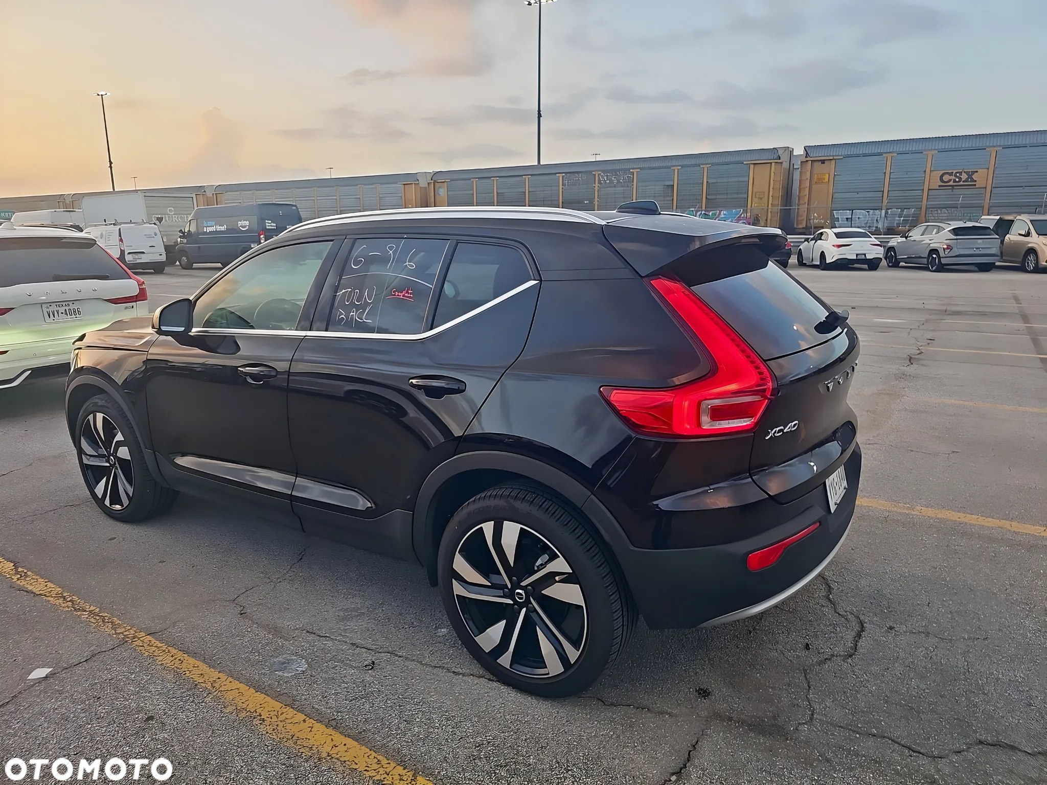 Volvo XC 40 - 4