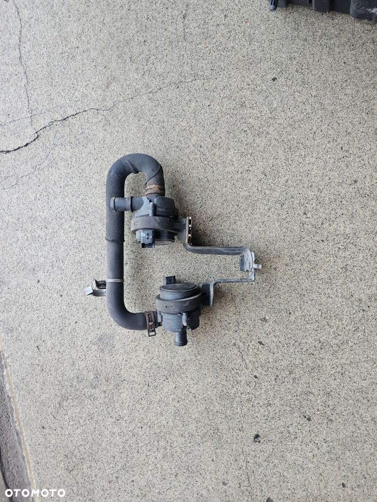 Pompa obiegu wody 0392023219 Renault Master III - 1