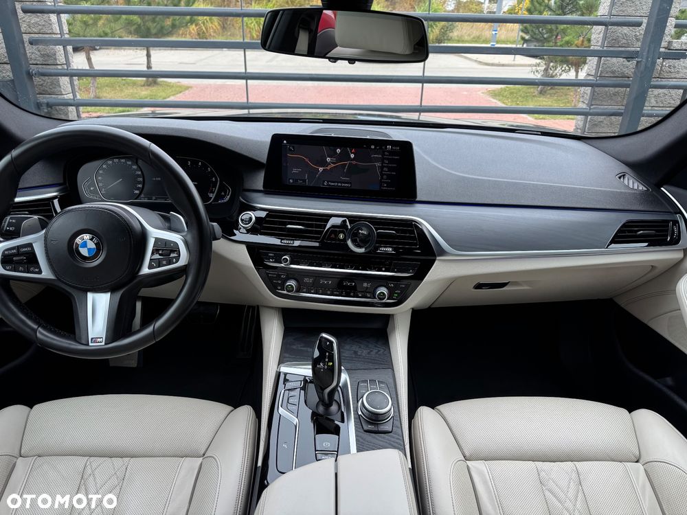 BMW Seria 5 2020 photo 3