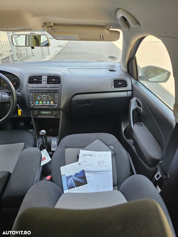 Volkswagen Polo 1.2 Team - 21