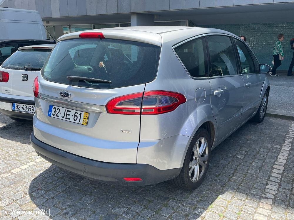 Ford S-Max 2.0 TDCi Titanium 7L - 3