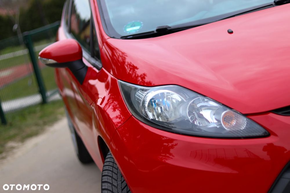 Ford Fiesta 1.25 SYNC Edition - 12