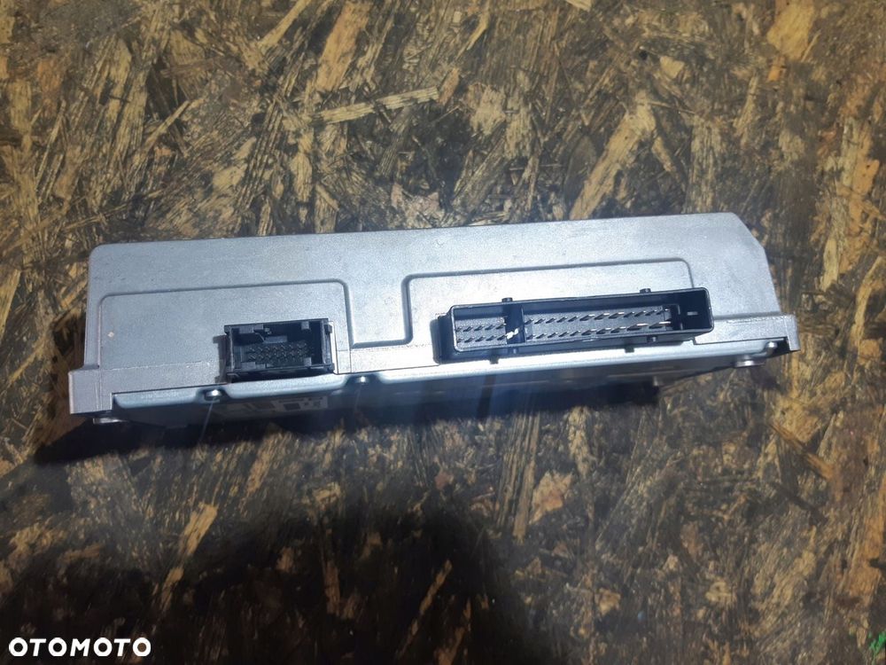 AUDI A4 B8 A5 8T Q5 WZMACNIACZ BANG OLUFSEN 8T0035223AJ - 6