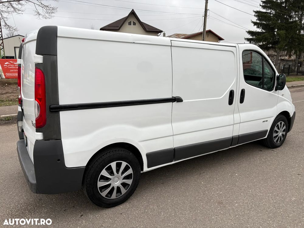 Renault Trafic 2.0 dCi 115 Combi L2H1 - 3
