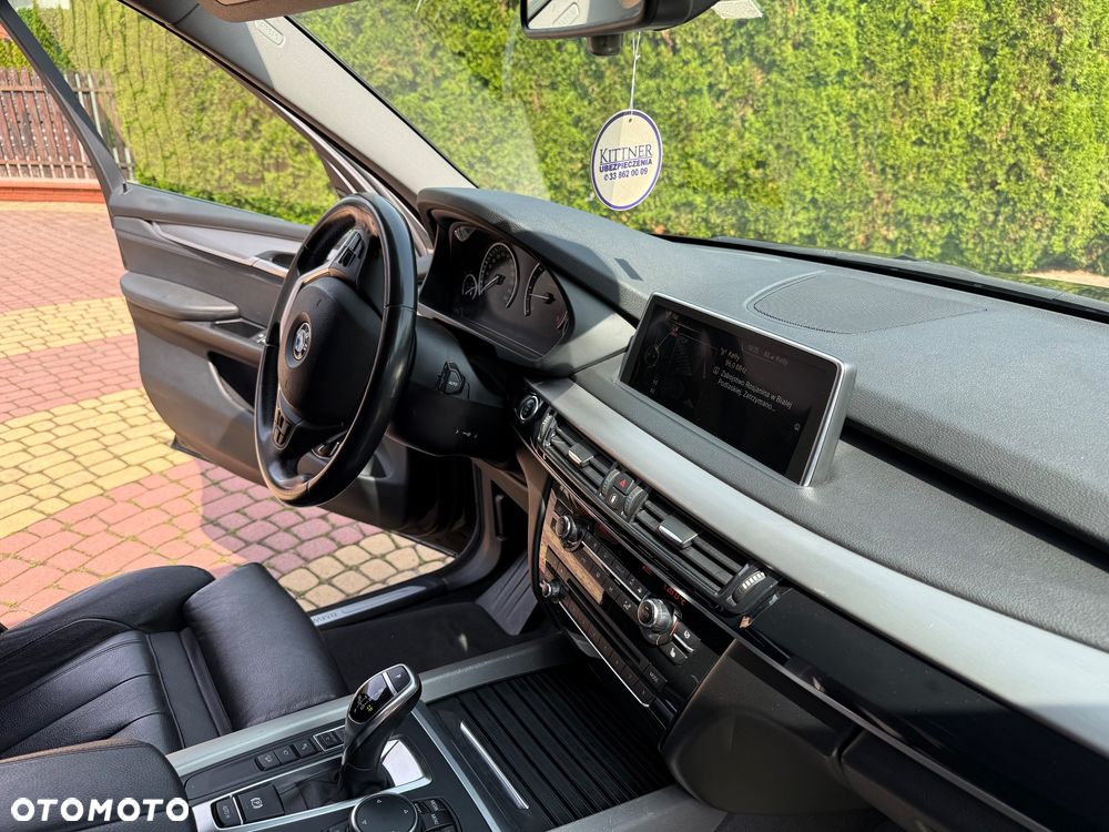 BMW X5 xDrive40d Sport-Aut - 28