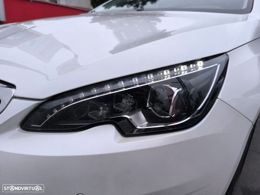 Peugeot 308 PureTech 130 GPF Stop & Start Allure - 15