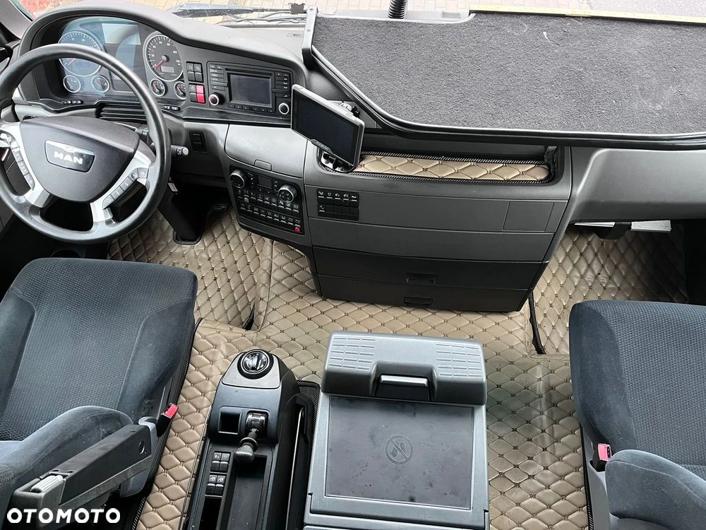 MAN TGX - 9