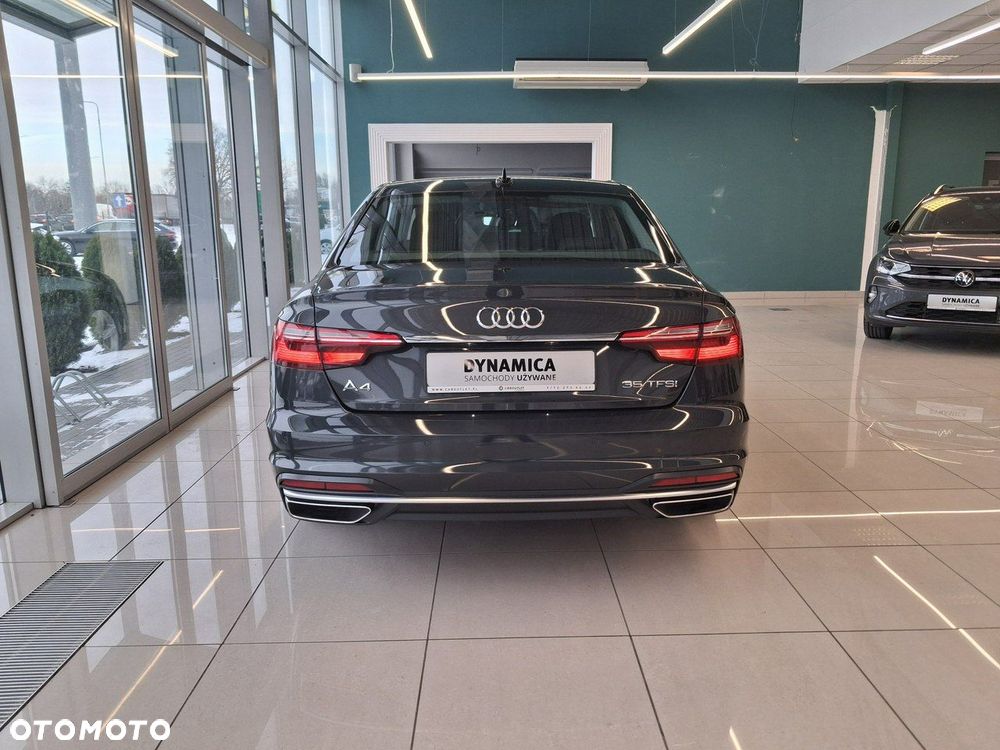 Audi A4 Limousine - 7