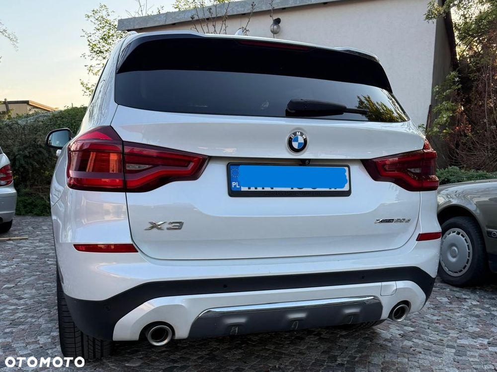 BMW X3 xDrive20d Luxury Line - 12