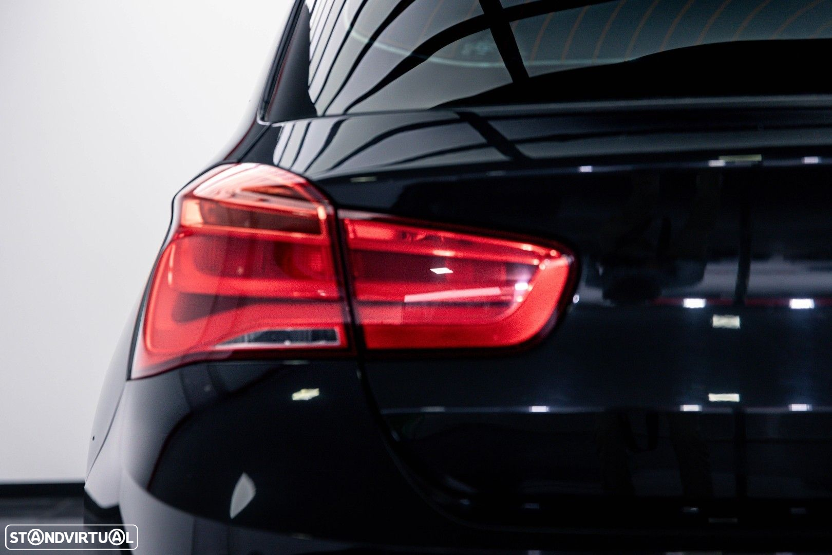 BMW 116 d EDynamics Advantage - 17