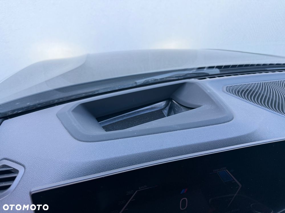BMW Seria 3 320d xDrive M Sport sport - 18
