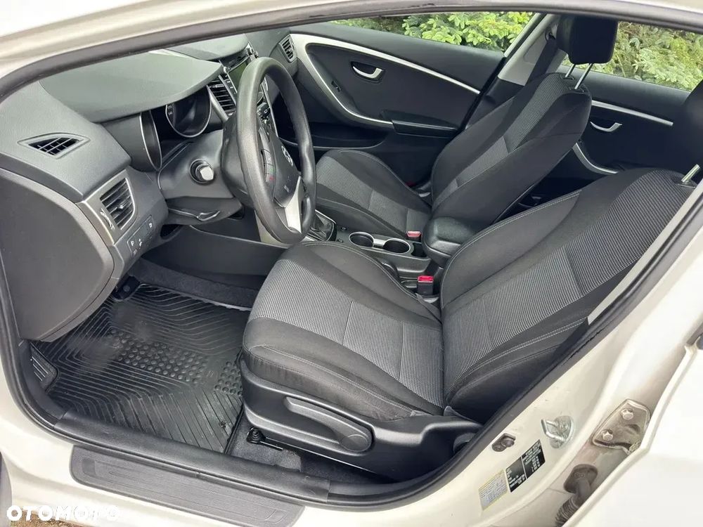 Hyundai i30 - 13