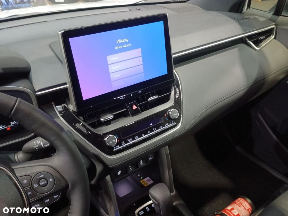 Toyota Corolla Cross 2.0 Hybrid Executive AWD - 24