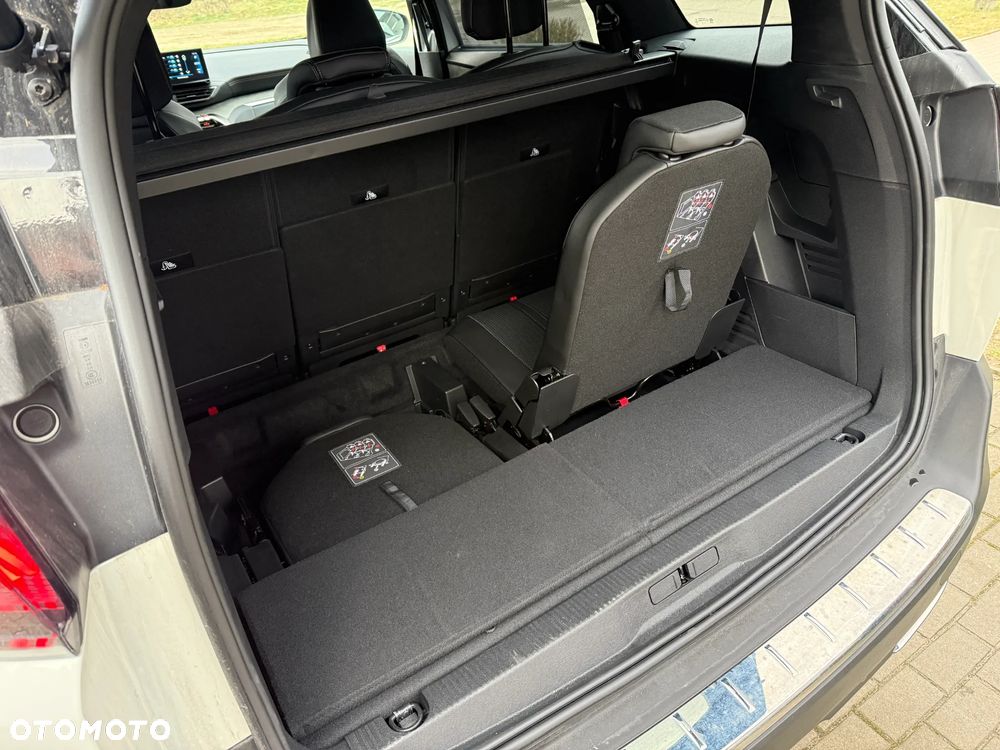 Peugeot 5008 PureTech 130 EAT8 Stop & Start GT - 31
