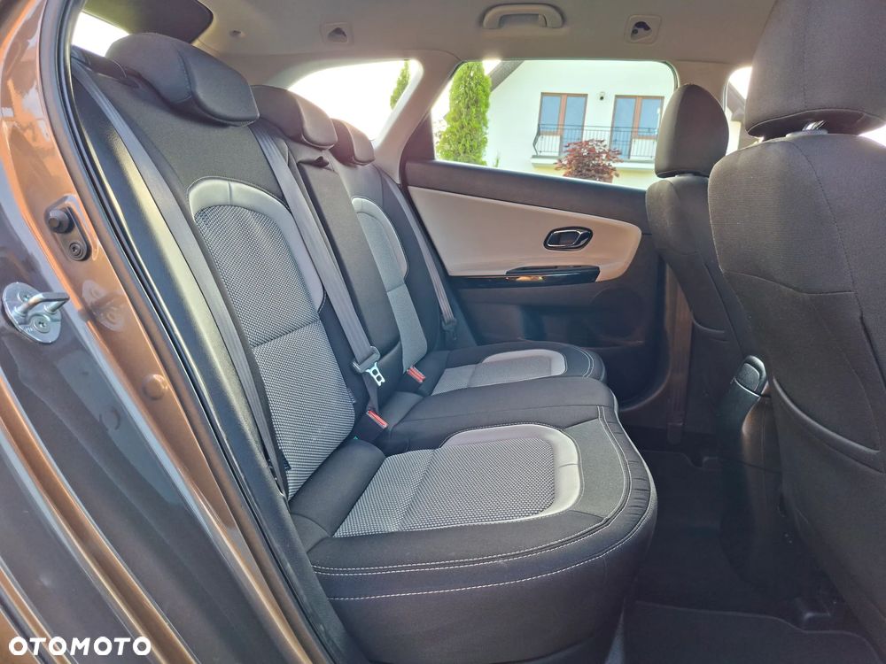 Kia Ceed 1.6 GDI XL - 23