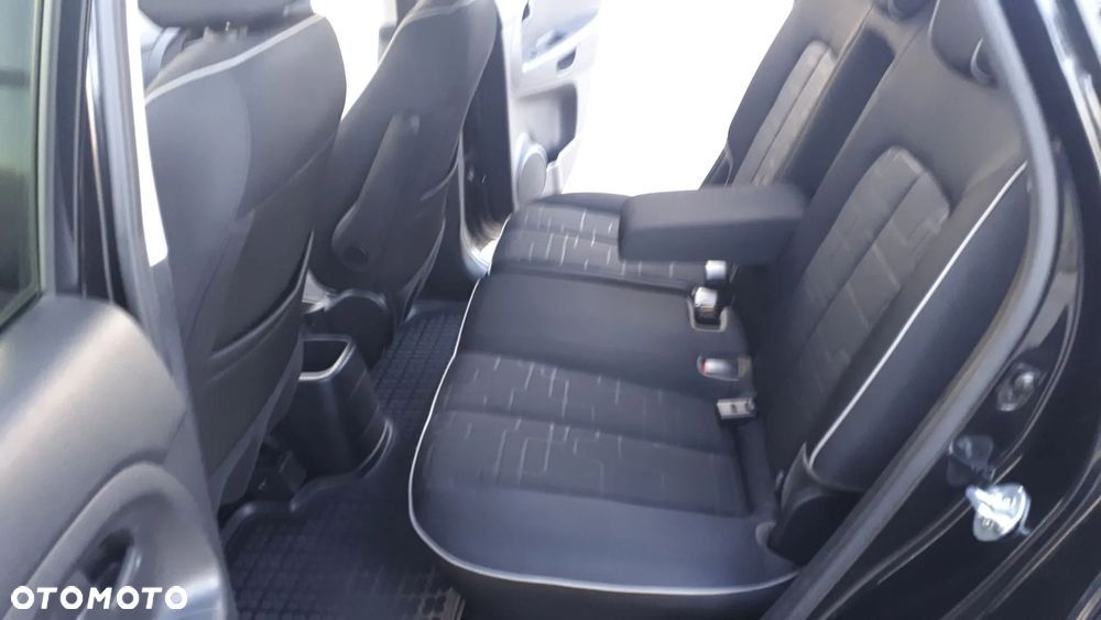Kia Venga 1.6 CVVT Dream-Team Edition - 15