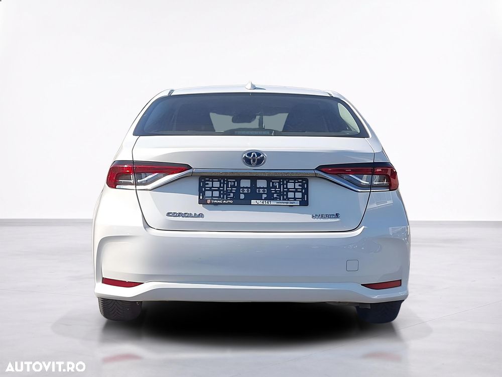 Toyota Corolla - 5