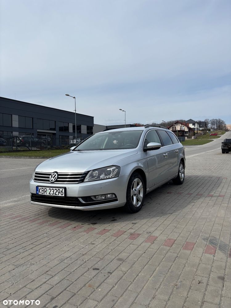 Volkswagen Passat 1.6 TDI BlueMotion - 1