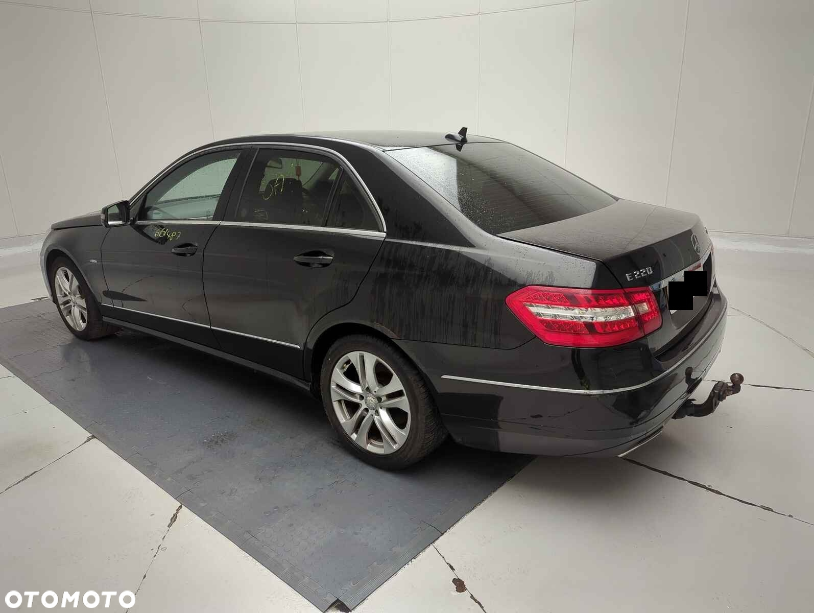 Mercedes-Benz Klasa E 220 BlueTEC BlueEFFICIENCY Edition Avantgarde - 4