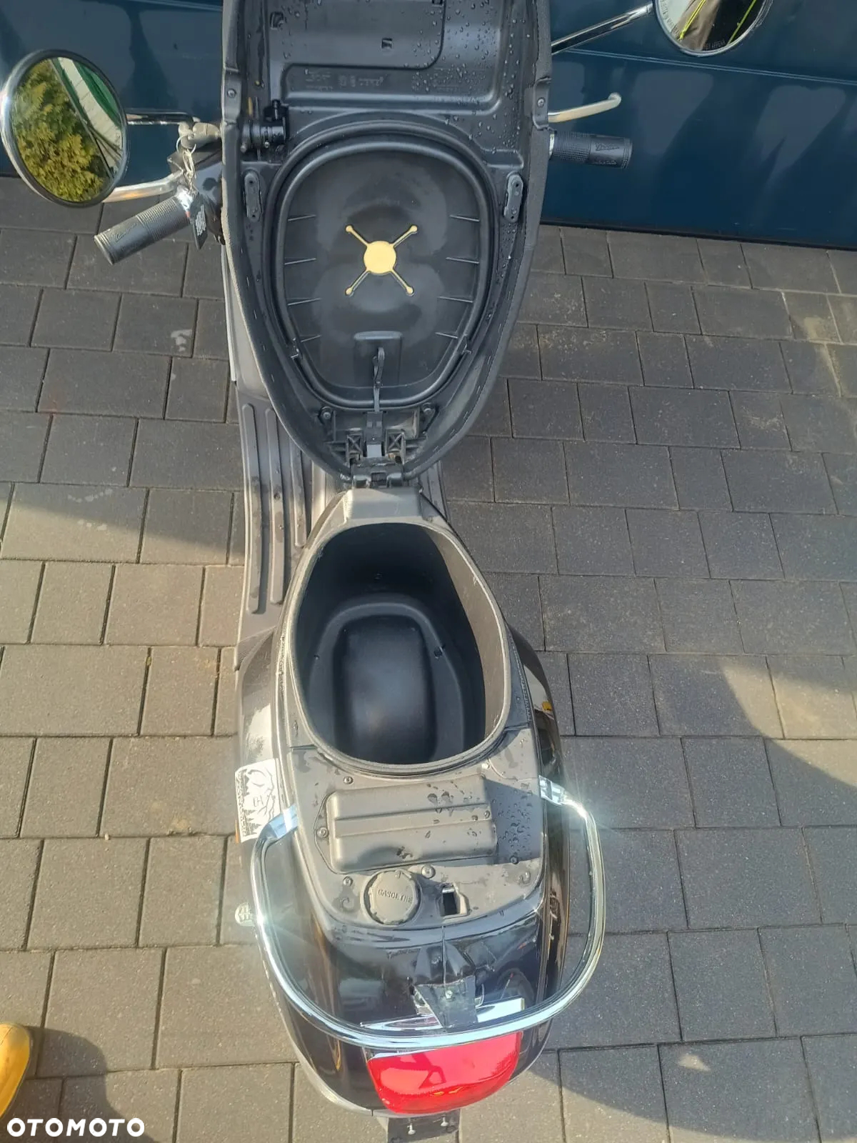 Vespa LX - 7