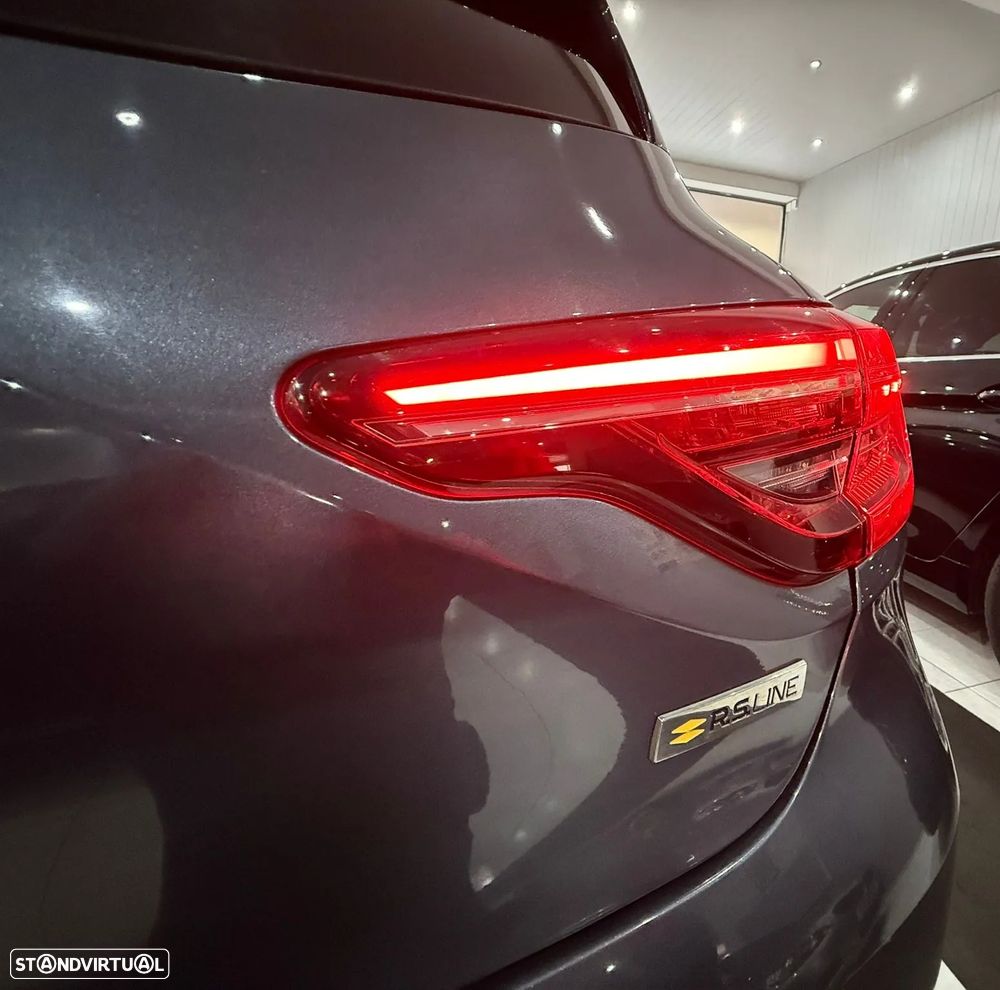 Renault Clio 1.5 Blue dCi RS Line - 12