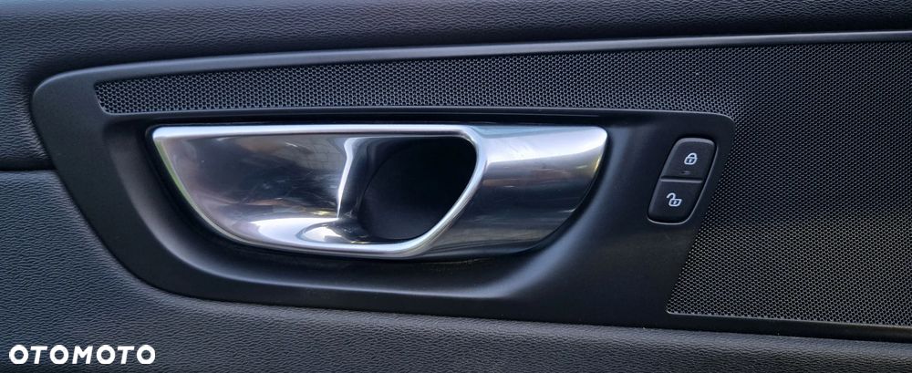 Volvo XC 60 D4 Momentum Pro - 34