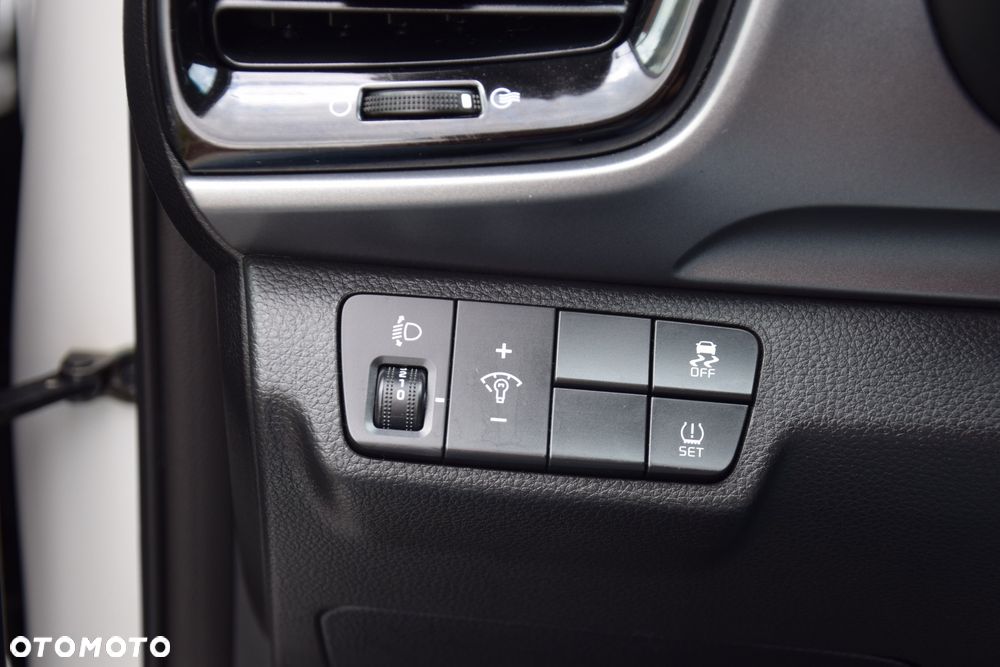 Kia Stonic 1.0 T-GDI 120 DCT OPF Edition 7 - 23