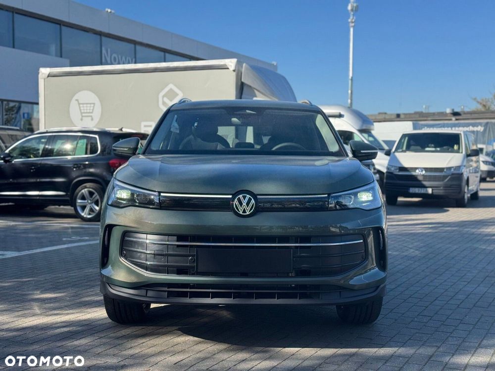 Volkswagen Tiguan - 3