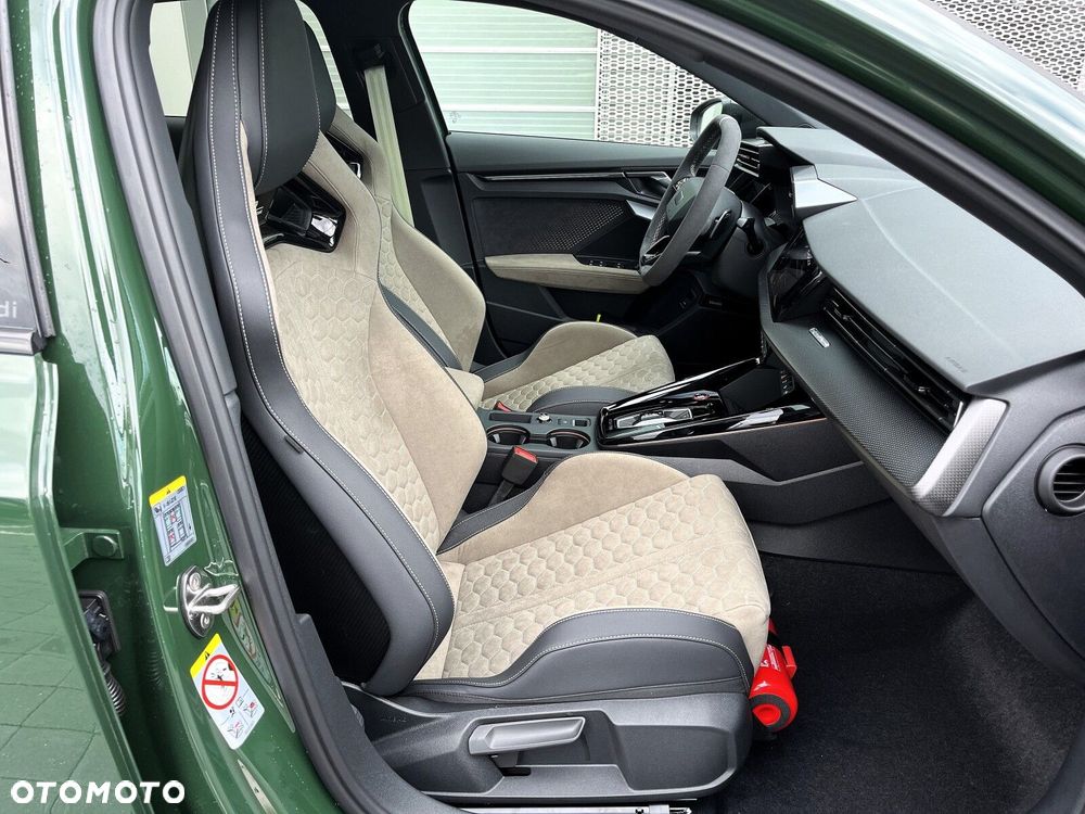 Audi RS3 Sportback - 15