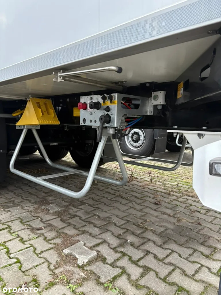 Kassbohrer Chłodnia Carrier Vector 1550 Standard - 10