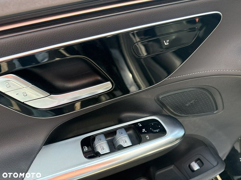 Mercedes-Benz EQE 350+ 90.5kWh - 12
