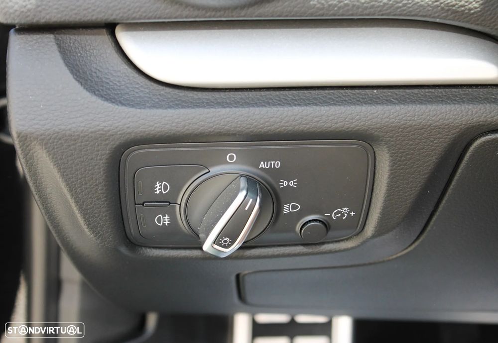 Audi A3 1.6 TDI Attraction Ultra - 22
