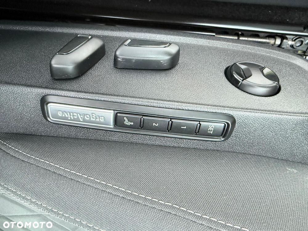 Volkswagen Golf 2.0 TDI Style DSG - 13