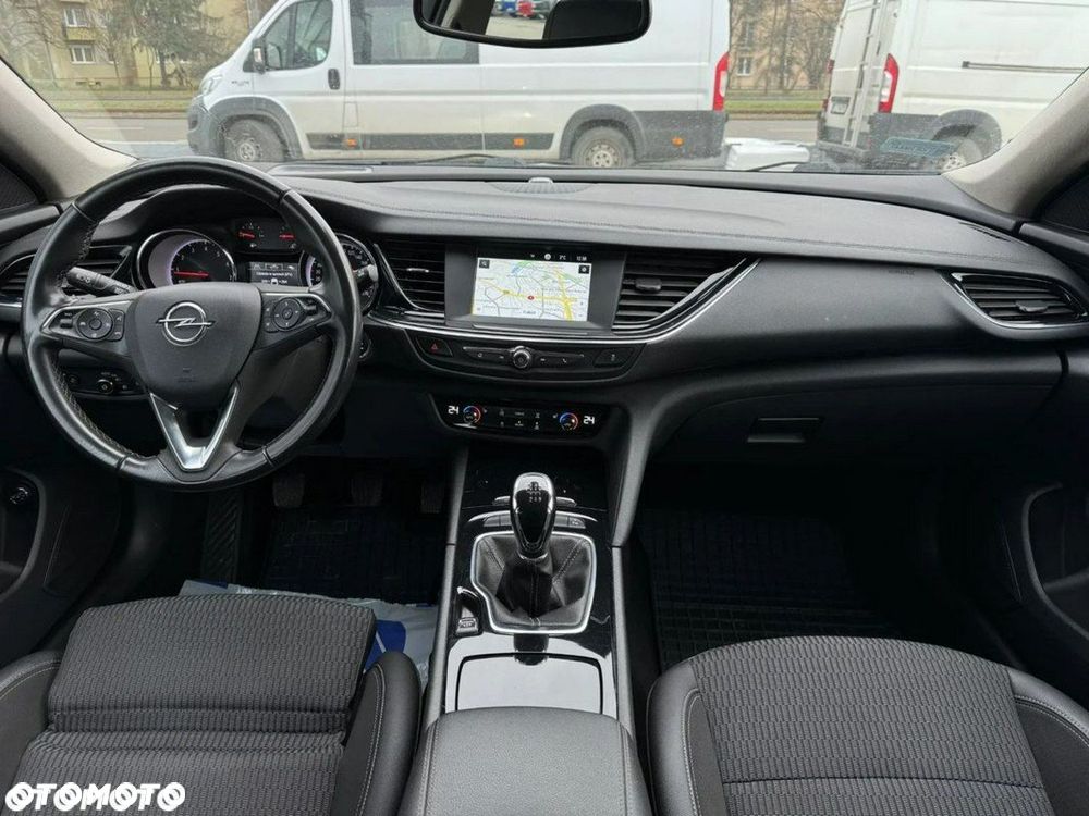 Opel Insignia 1.5 T Elite S&S - 8