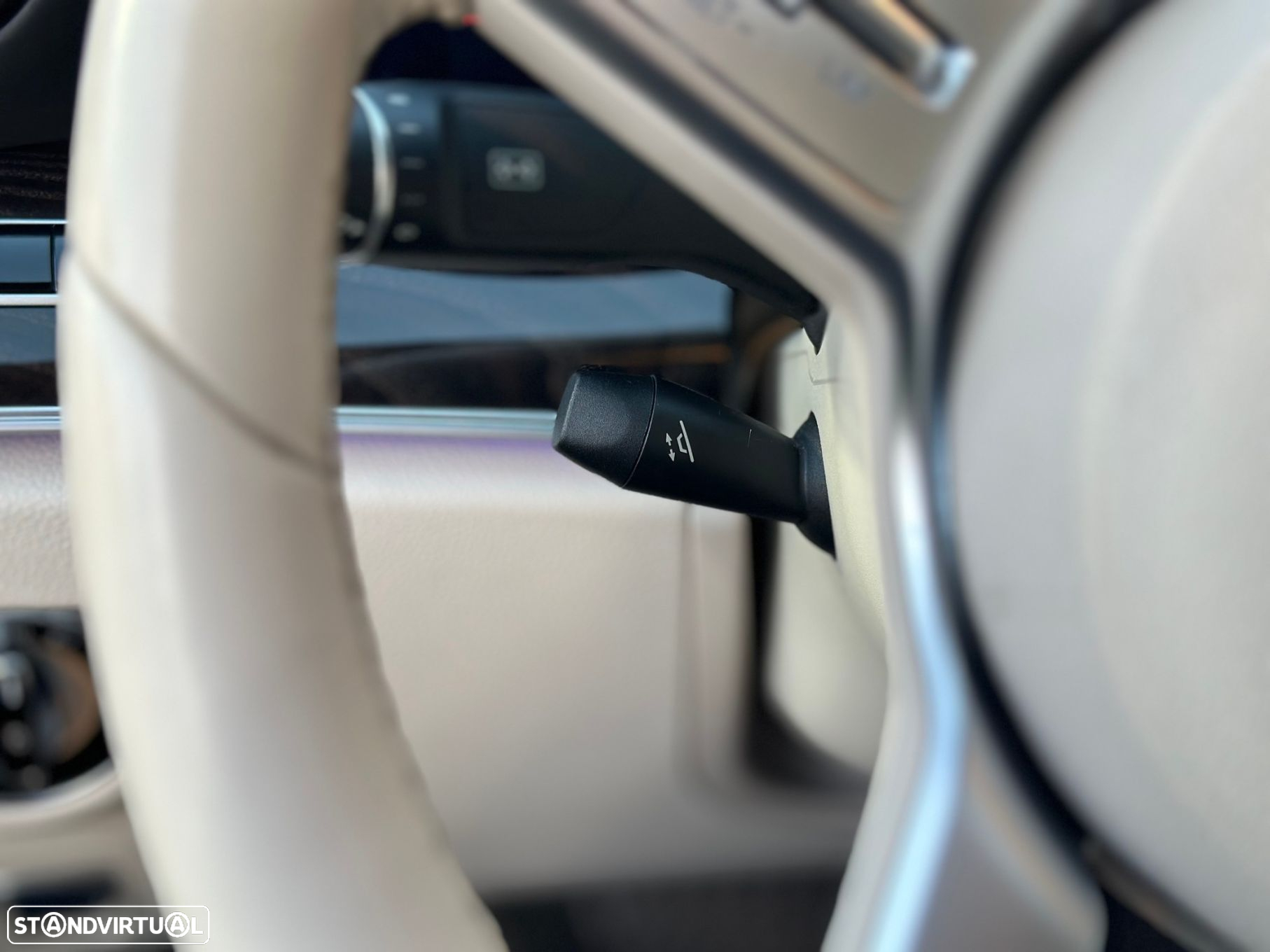 Mercedes-Benz CLS 350 d 4Matic AMG Line - 24