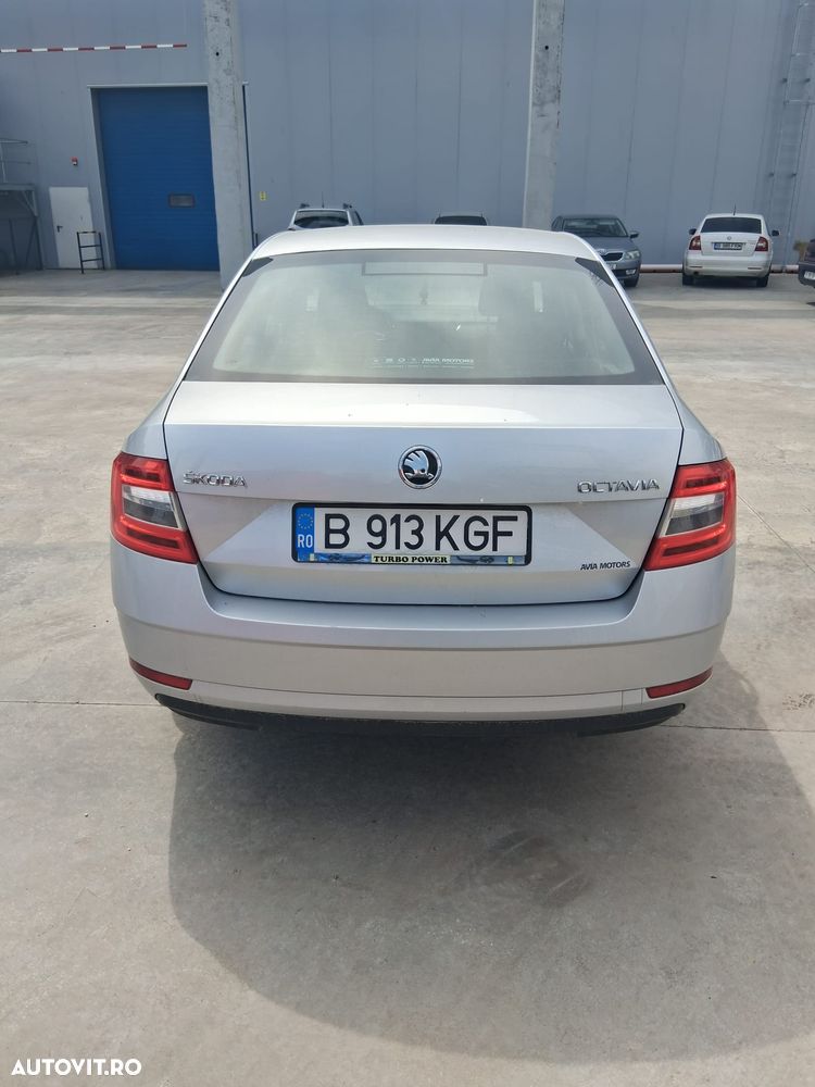 Skoda Octavia 1.6 TDI Active - 7